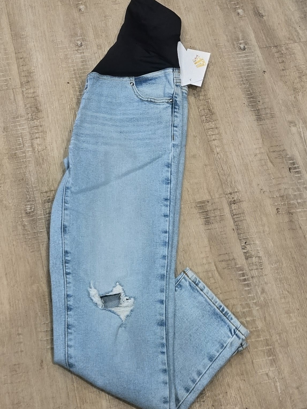 Ingrid & Isabel Light Blue Skinny Maternity Jeans with Distressed Knee